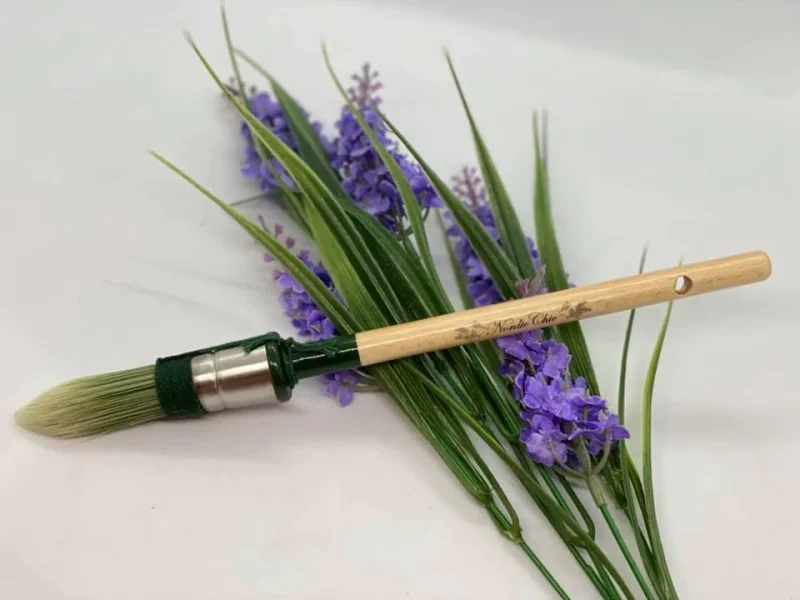 Nordic Chic Round Rechampir Brush No10