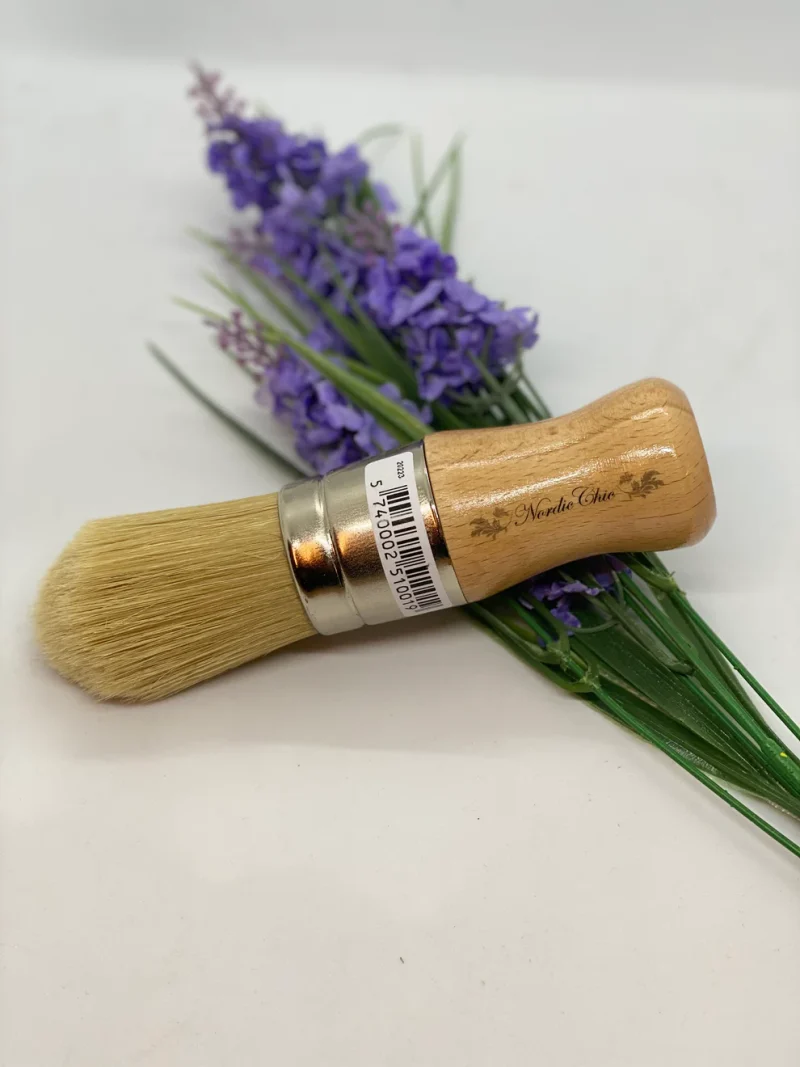 Nordic Chic Round Rechampir Brush No10