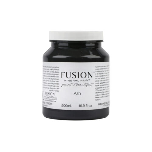 mavro chroma gia epipla me ensomatomeno verniki apo ti fusion mineral paint