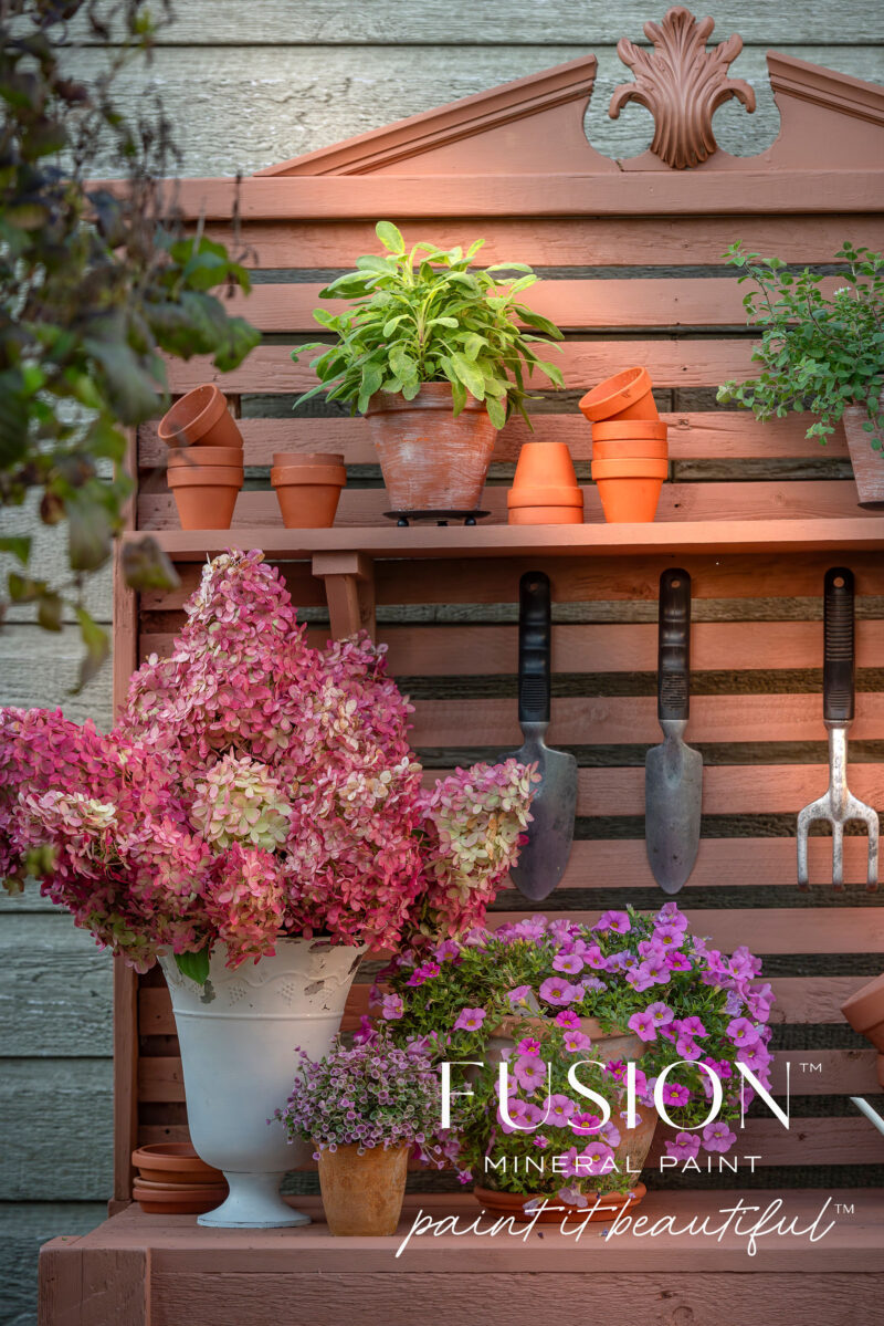 Fusion_Mineral_Paint__Potting_Bench_WR_240914_0381 Iron Clay - Fusion Mineral Paint